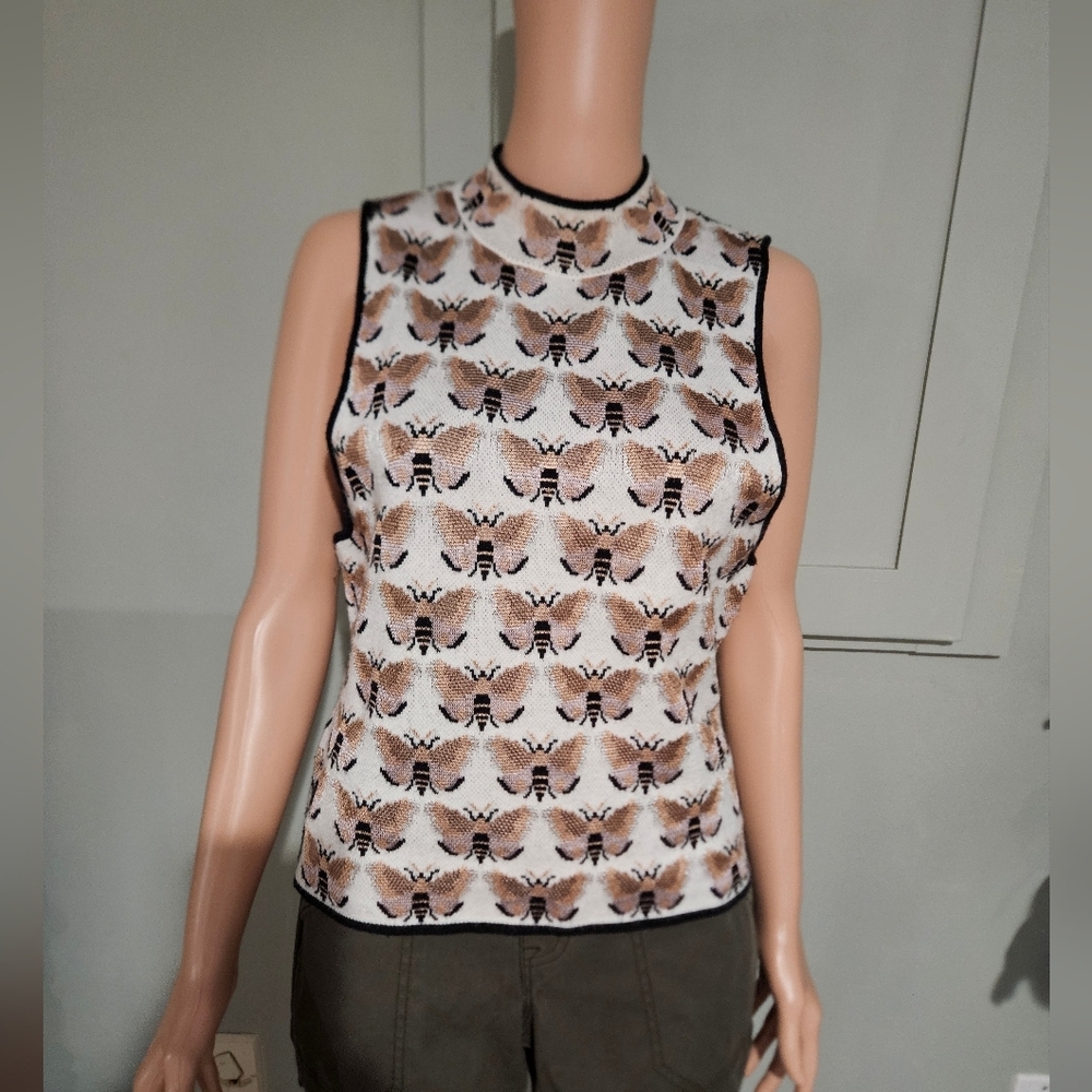 Anthropologie x Sarah Gordon Maria Mock Neck Sweater Tank–Bee Print Metallic. M - Picture 9 of 16